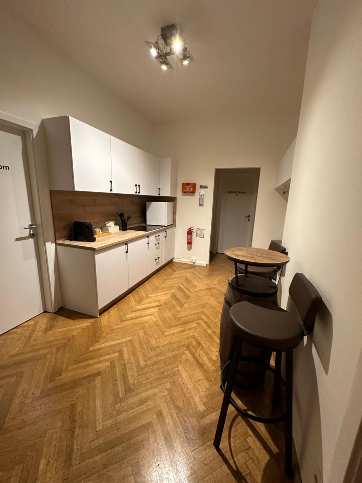 Datri Petite 1 - 3 Wien